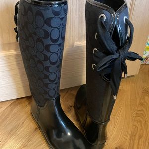 Coach boots size 10 black